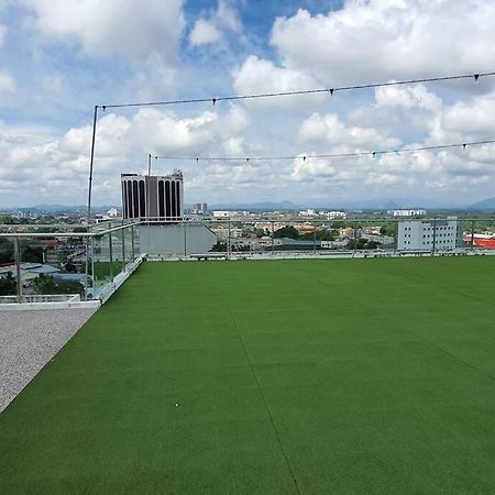 Kozi Square New Sgh Cozy Home Lv5B Kuching Buitenkant foto