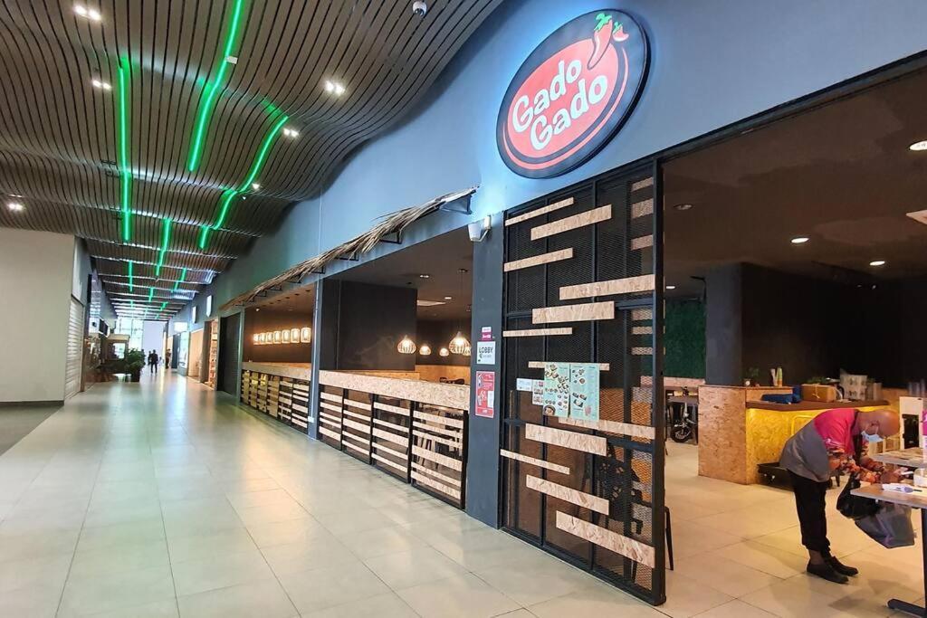 Kozi Square New Sgh Cozy Home Lv5B Kuching Buitenkant foto